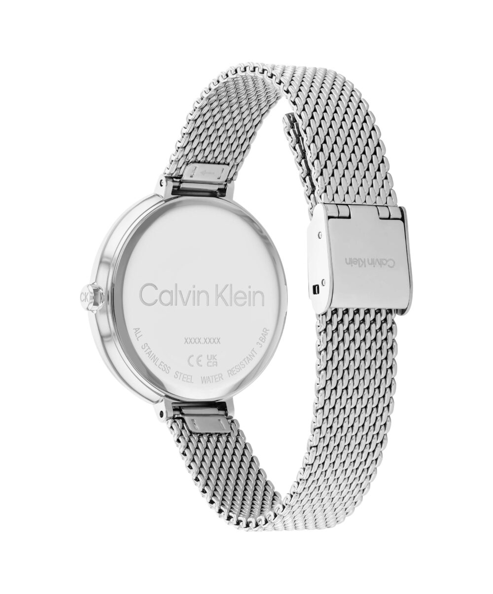 Calvin Klein Minimalistic T-bar