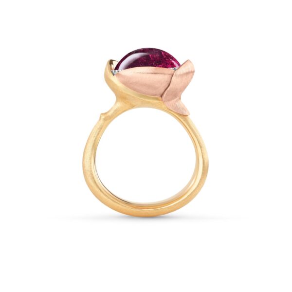 Ring Lotus size 3 - 18 karat yellow gold - leaves rose gold with cerise tourmaline cabochon and 13 diam. total 0,05 ct. TW.VS. - Bild 2