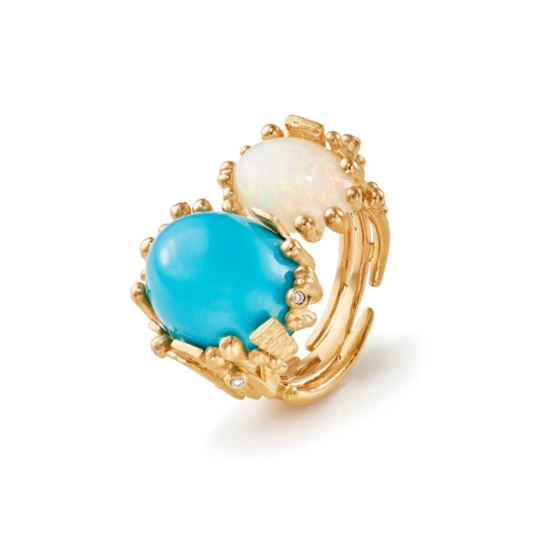 BoHo Ring 18 karat yellow gold with turquoise 16,5x13,5 mm and Ethiopian opal 13,5x9,5 mm 7 diam. total 0,05ct TW.VS